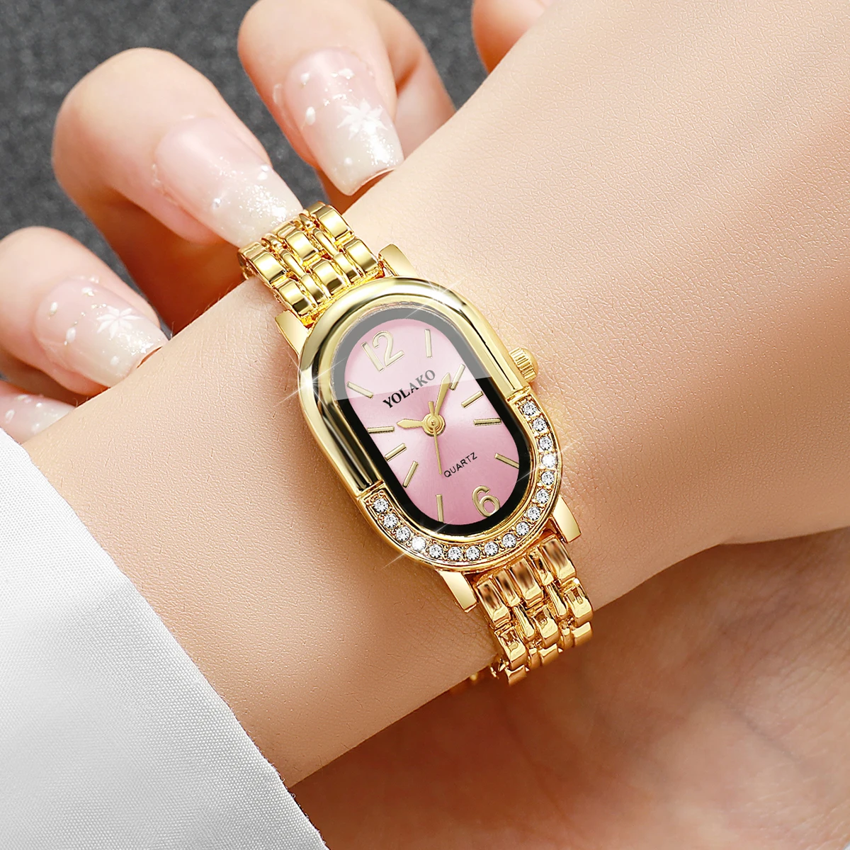 Luxuriöse Strass-Damen-Quarzuh – Jewelry Watches Gold Bewertung und Preis